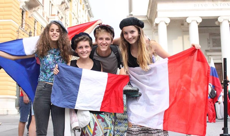 Faites connaître UWC en France